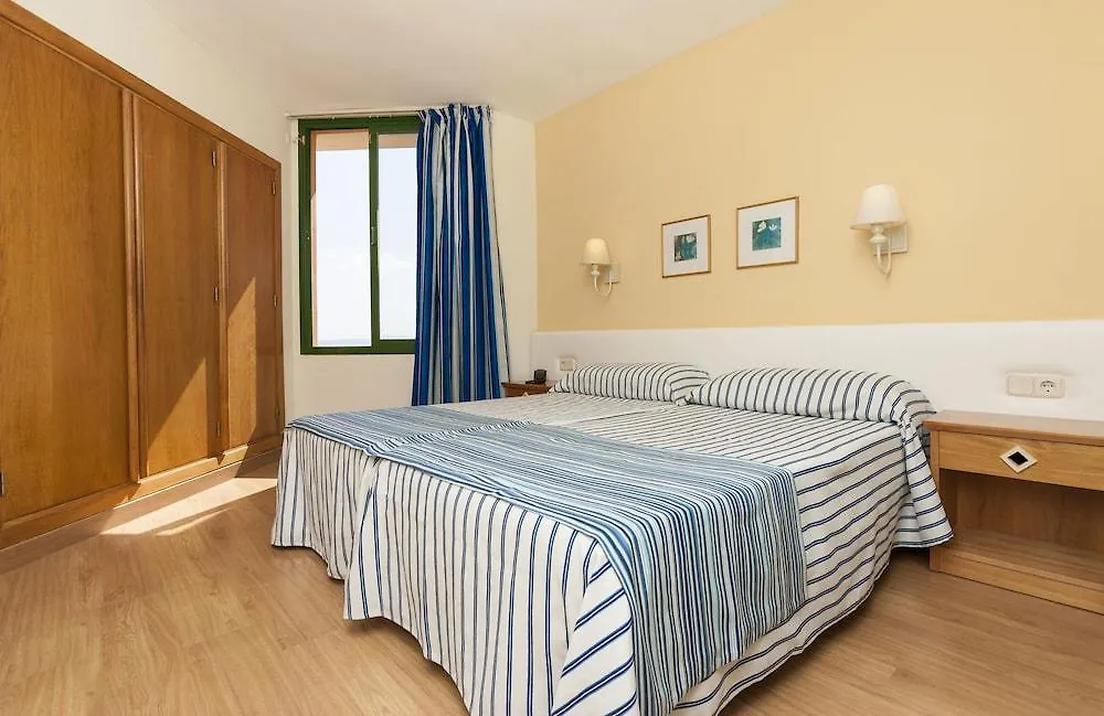 Globales Nova Apartment Palma Nova  Spain